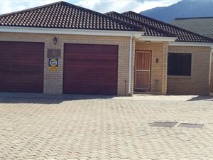 4 Bed House in Dormehlsdrift