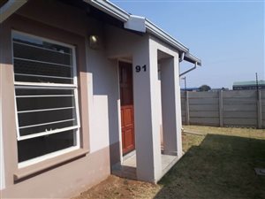 2 Bedroom House in Aureus