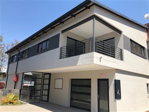240 m² Commercial space in Noordwyk