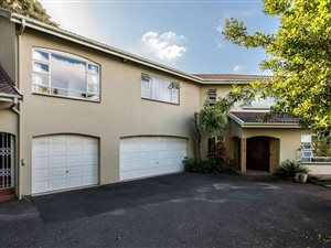 4 Bed House in Cowies Hill