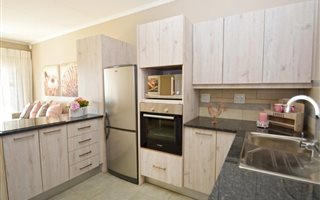 1 Bedroom Apartment in Fourways