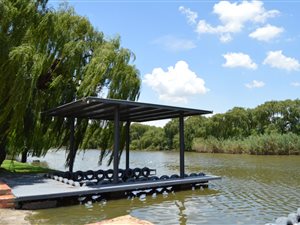 5 Bed House in Zuurfontein