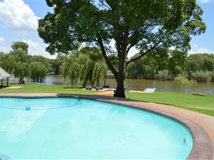 5 Bed House in Zuurfontein