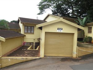 3 Bed Duplex in Manor Gardens