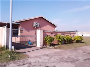 3 Bed House in Aquadene