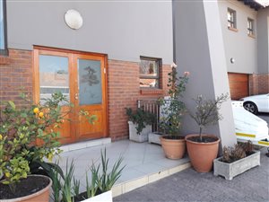4 Bed Cluster in Rouxville