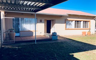 3 Bedroom House in New Park