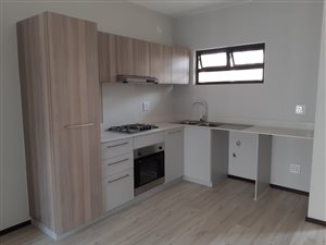 2 Bed Apartment in Broadacres