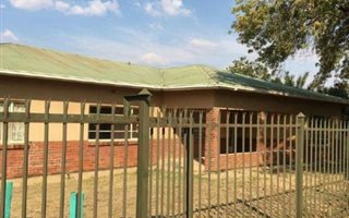 3 Bedroom House in Bultfontein