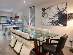 4 Bed Duplex in Sandton CBD