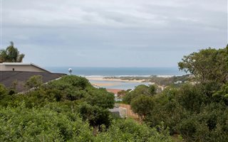 4 Bedroom House in Kenton-on-Sea