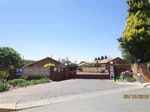2 Bed Townhouse in Wilgeheuwel