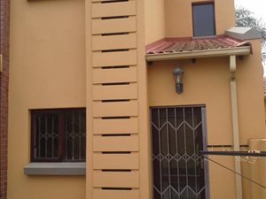 3 Bed Duplex in Boardwalk Meander