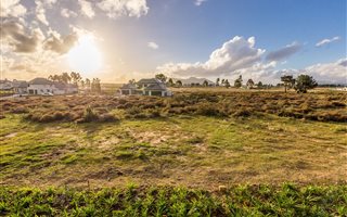 1500 m² Land available in Pearl Valley
