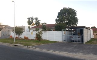 3 Bedroom House in Tableview