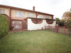 3 Bed Townhouse in East Geduld