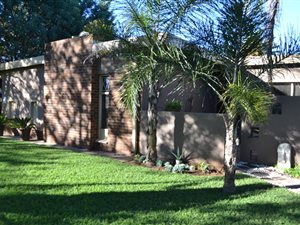 4 Bed House in Neserhof