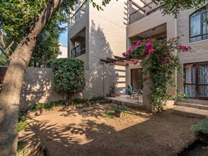 2 Bed Apartment in Lonehill