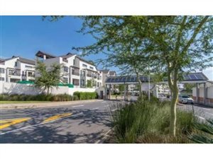 2 Bed Apartment in Dainfern