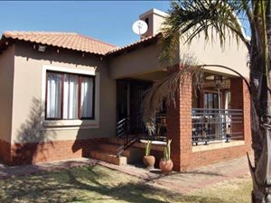 3 Bedroom House in Eco Park