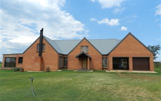 75 ha Farm in Vyfhoek