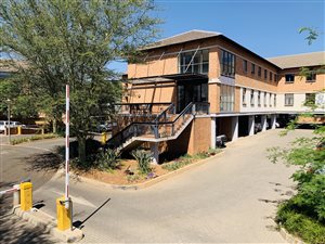 154 m² Commercial space in Tijger Valley and surrounds