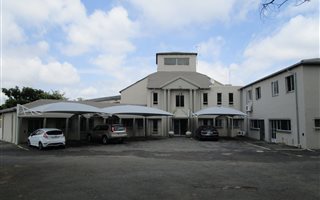 1900 m² Office Space in Glen Austin