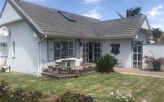 3 Bedroom House in Woodleigh