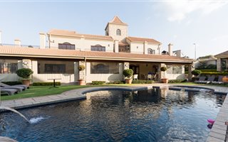 2 Bedroom Apartment in Lonehill