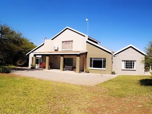 2.8 ha Farm in Buffelsdrift AH