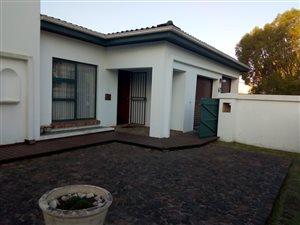 3 Bed House in Loerie Park