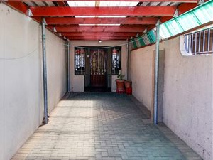 3 Bed House in Bonteheuwel