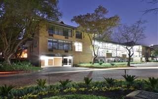 127.430000305176 m² Office Space in Waterfall Estate