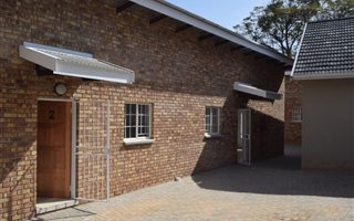 2 Bedroom Apartment in Sonheuwel