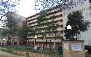 2 Bedroom Apartment in Sunnyside