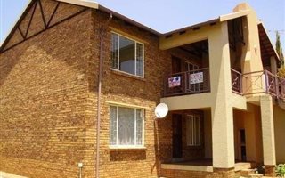 2 Bedroom Townhouse in Highveld