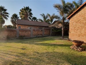 3 Bed Townhouse in Wilgeheuwel