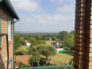 2 Bed Townhouse in Rietvalleirand