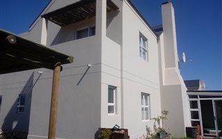 4 Bedroom House in Laguna Sands