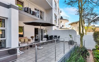 2 Bedroom Apartment in Riviera