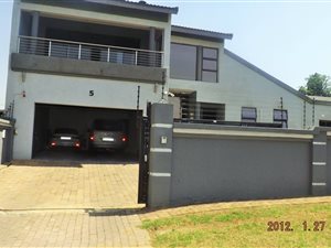 4 Bed House in Mayfield Park