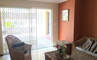 2 Bedroom House in Sybrand Park
