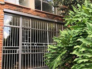 3 Bed Townhouse in Meyerspark