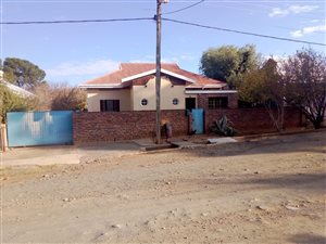 4 Bed House in Jagersfontein