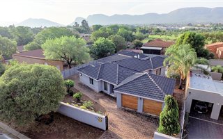 4 Bedroom House in Ifafi