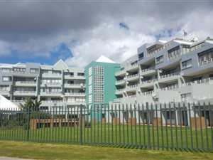 3 Bed Apartment in Diaz Beach