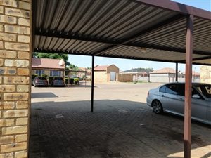 3 Bed Apartment in Clarina