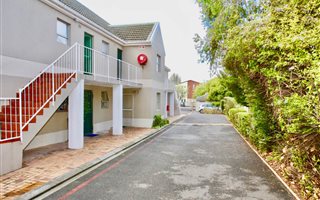 2 Bedroom Apartment in Durbanville Central