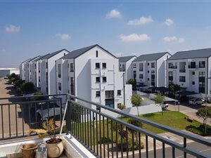 1 Bed Apartment in Greenstone Ridge
