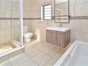 2 Bed House in Pomona